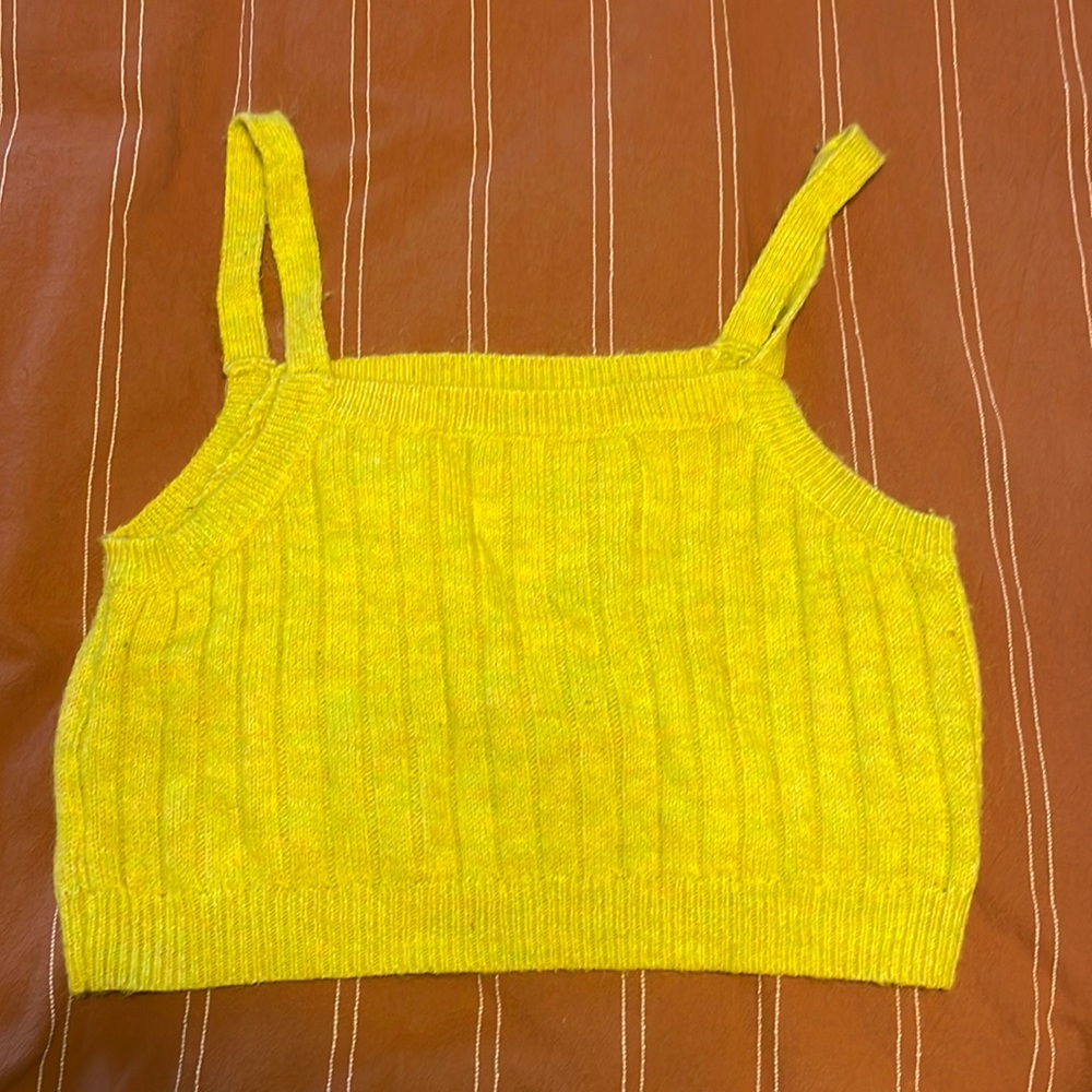 Neon yellow sleeveless sweater crop top